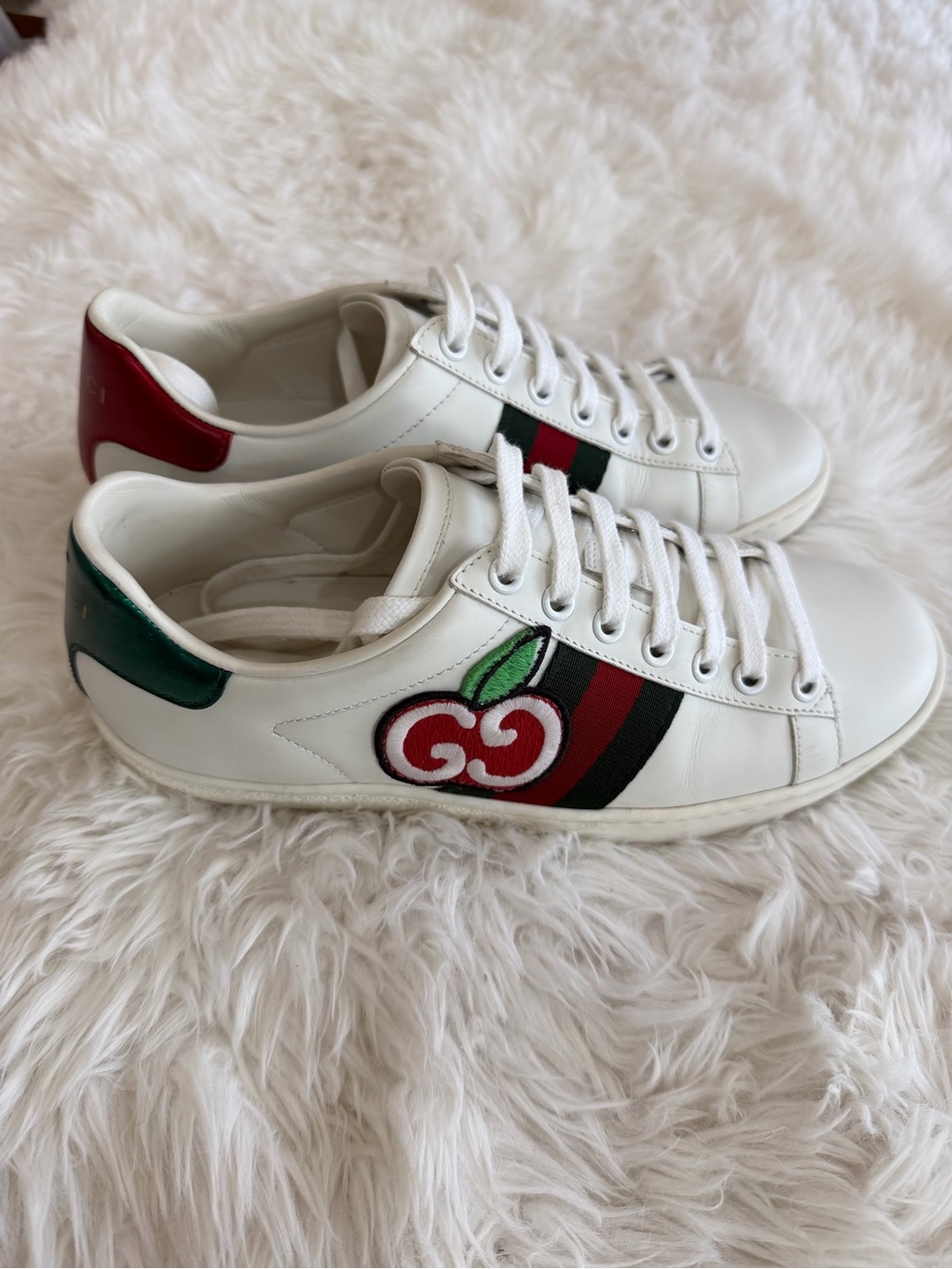 Gucci Ace Apple Embroidered Leather Sneakers White Women's Size 35.5 US 5.5